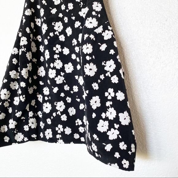 Forever 21 Zipper Back Floral Tank Size Large - Picture 2 of 6